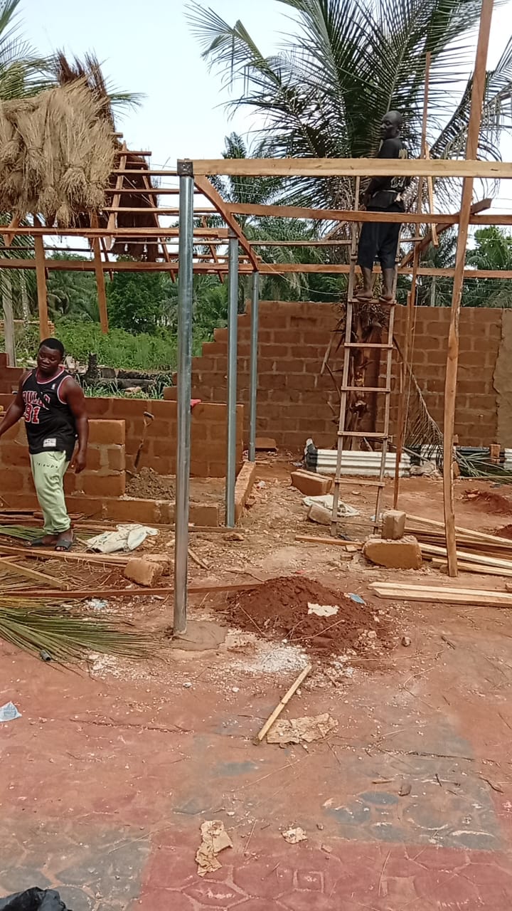 Bush bar construction, second framing angle