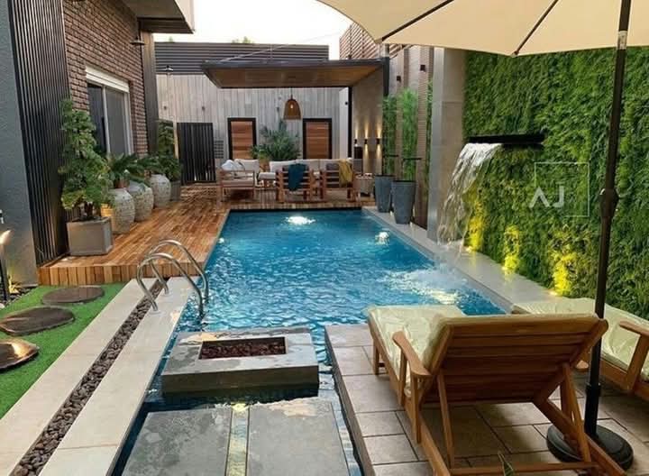 Portable pool